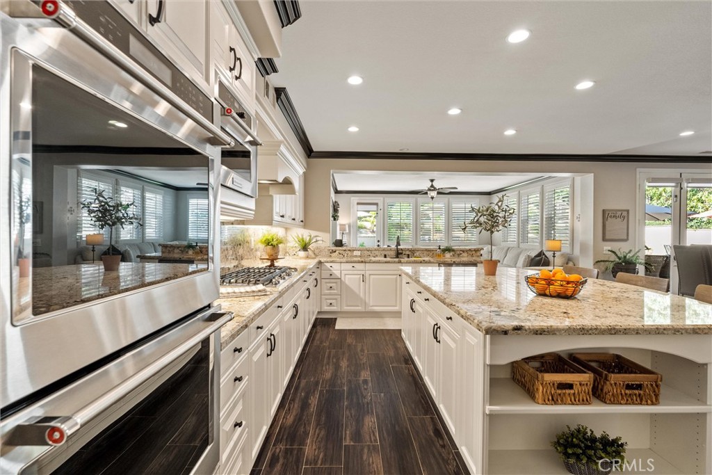 2440 N Highwood Road