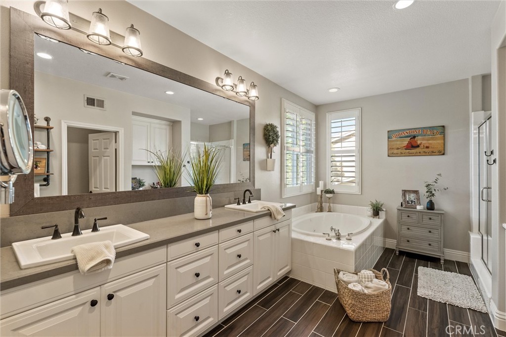 2440 N Highwood Road