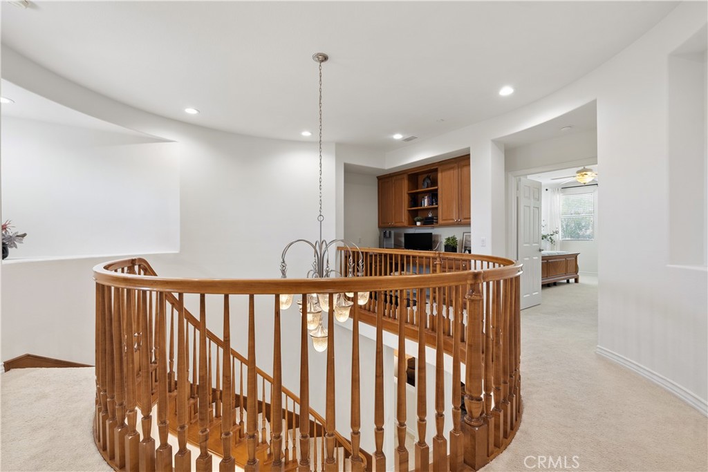 2472 N Highwood Road