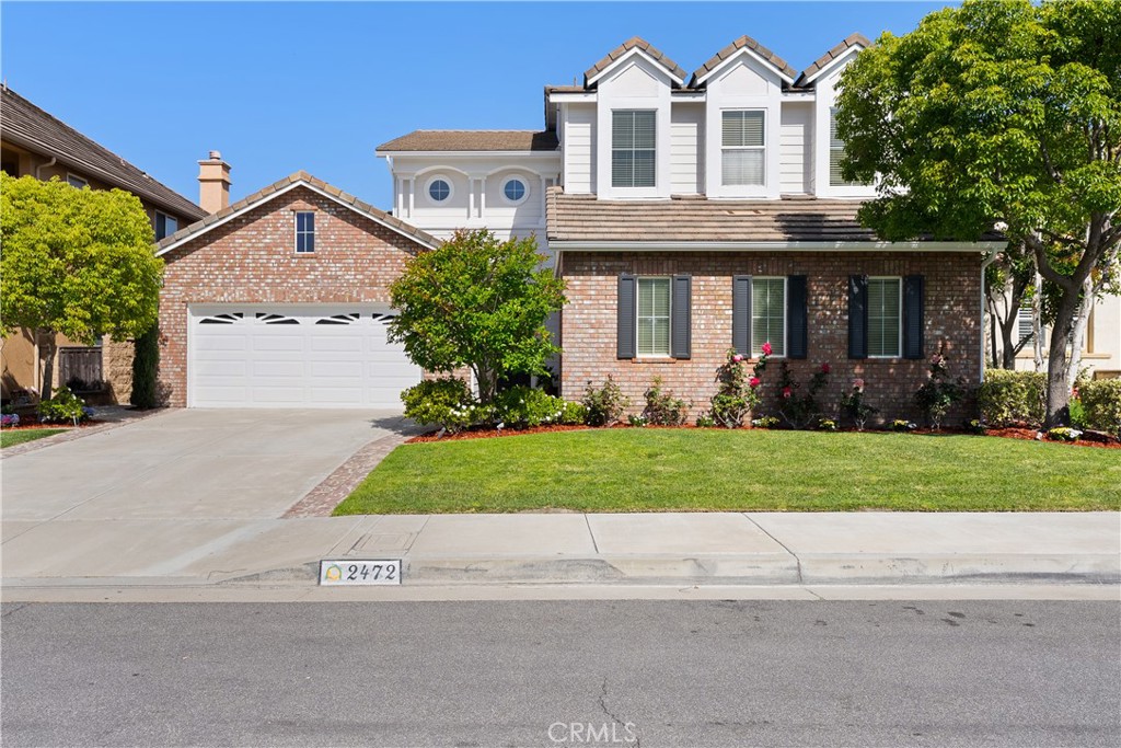 2472 N Highwood Road