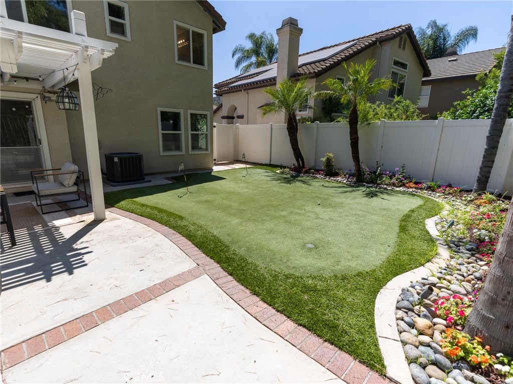 1055 S Silver Star Way