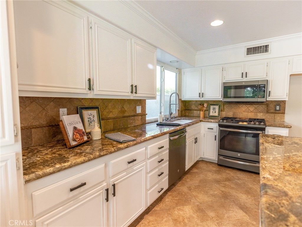 1055 S Silver Star Way