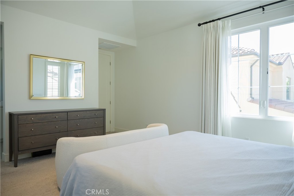 122 Linda Vista