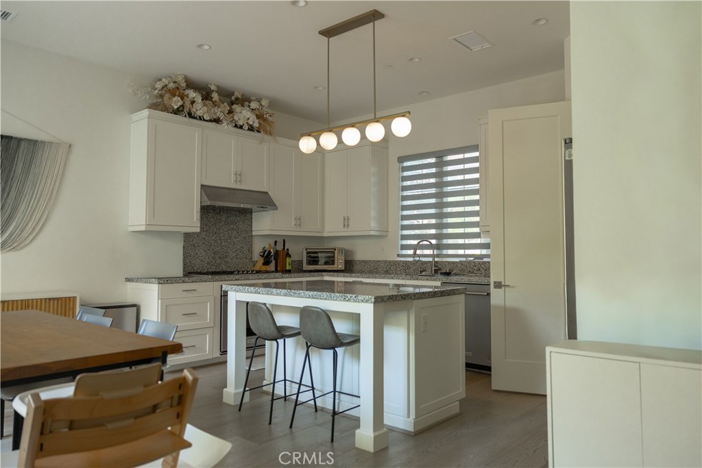 122 Linda Vista