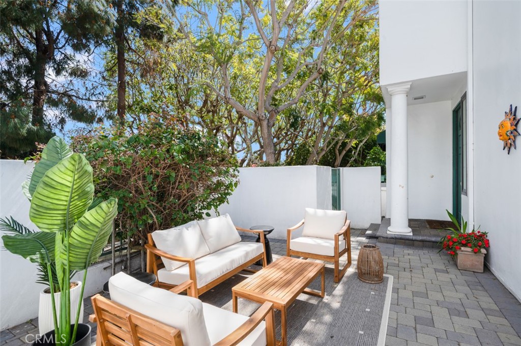 19562 Pompano Lane 106