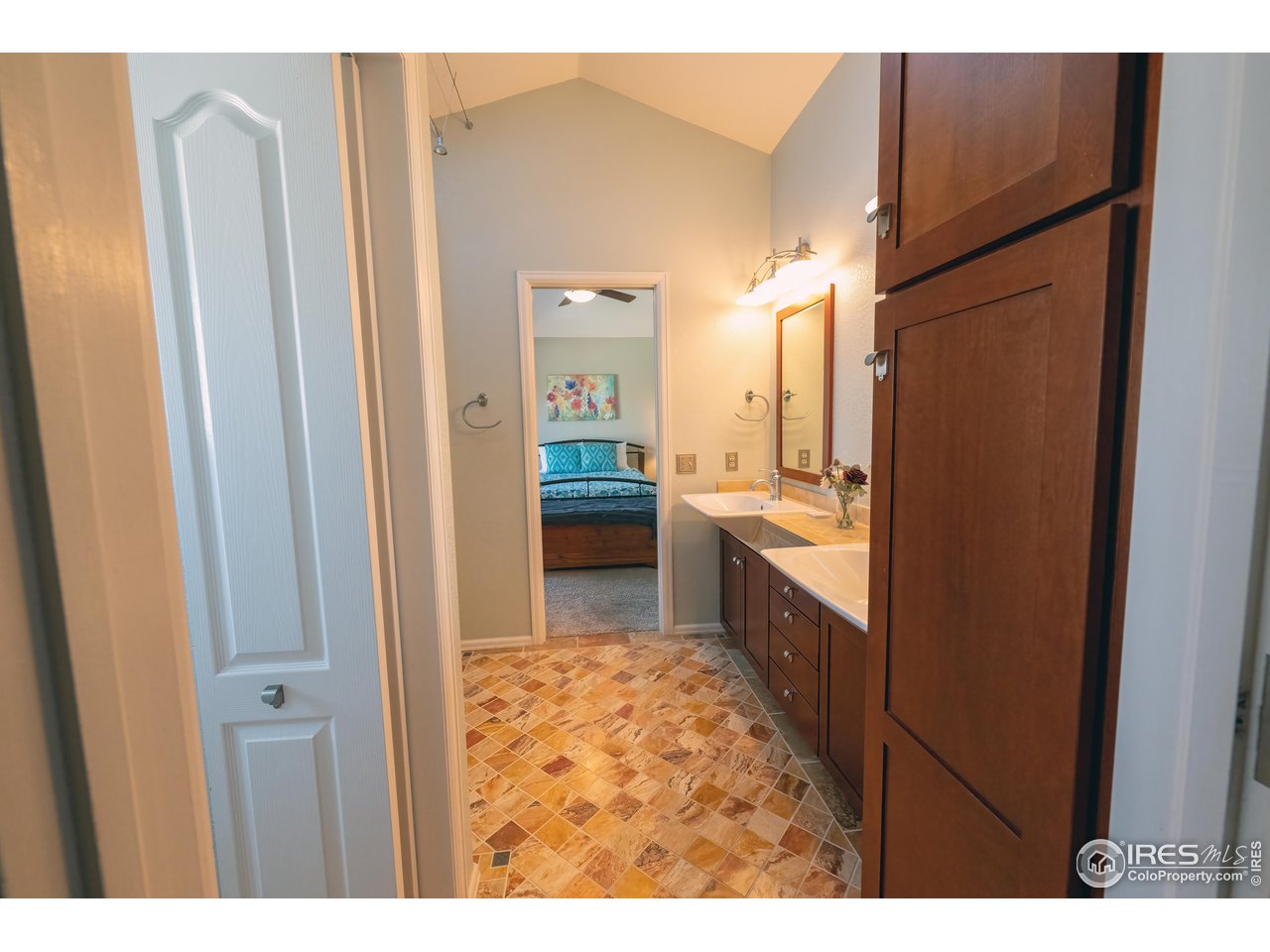 888 S Palisade Ct Louisville