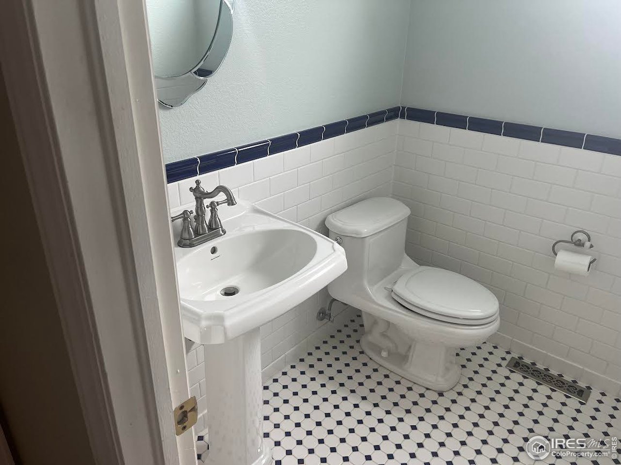 888 S Palisade Ct Louisville