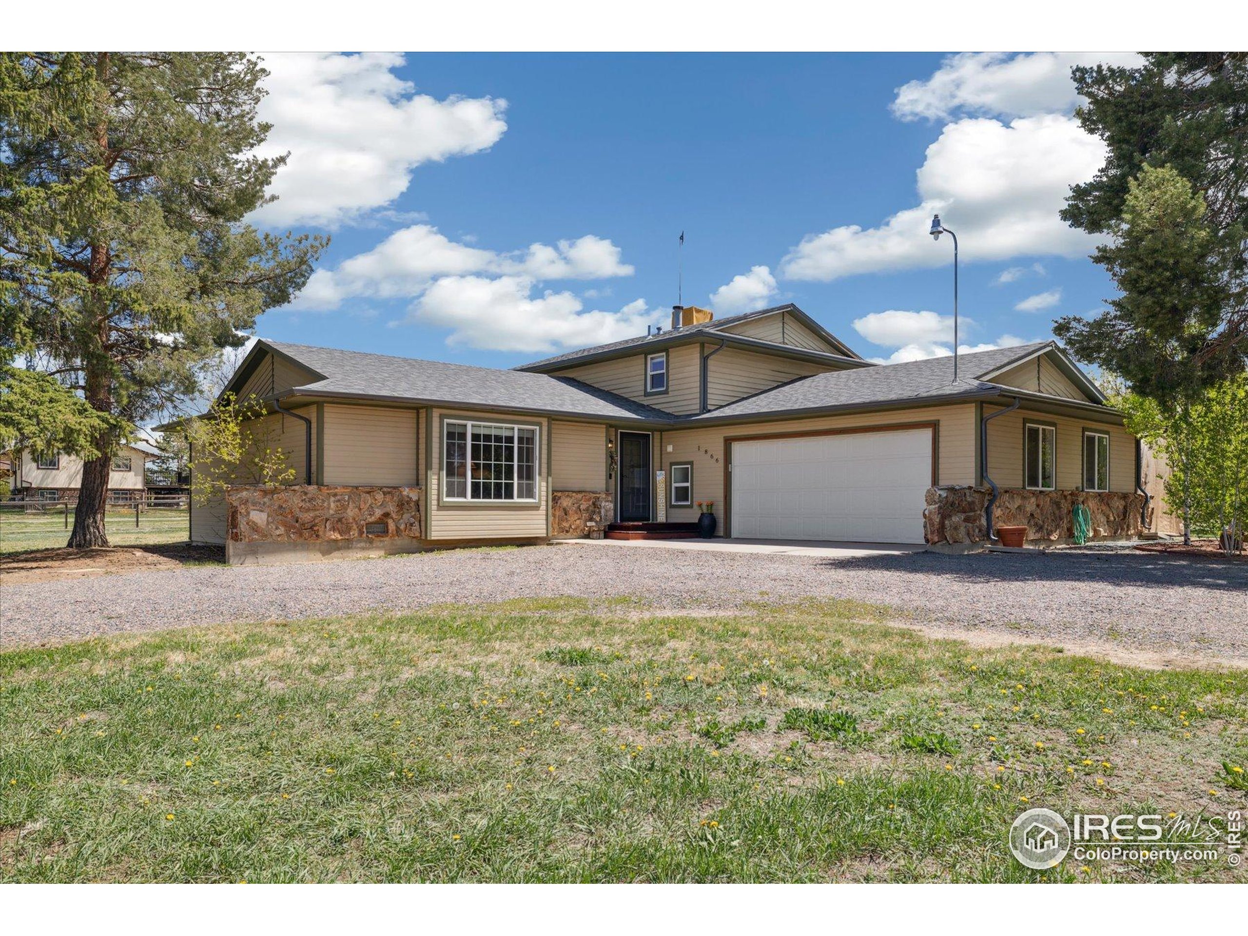 1866 Mountain View St Erie