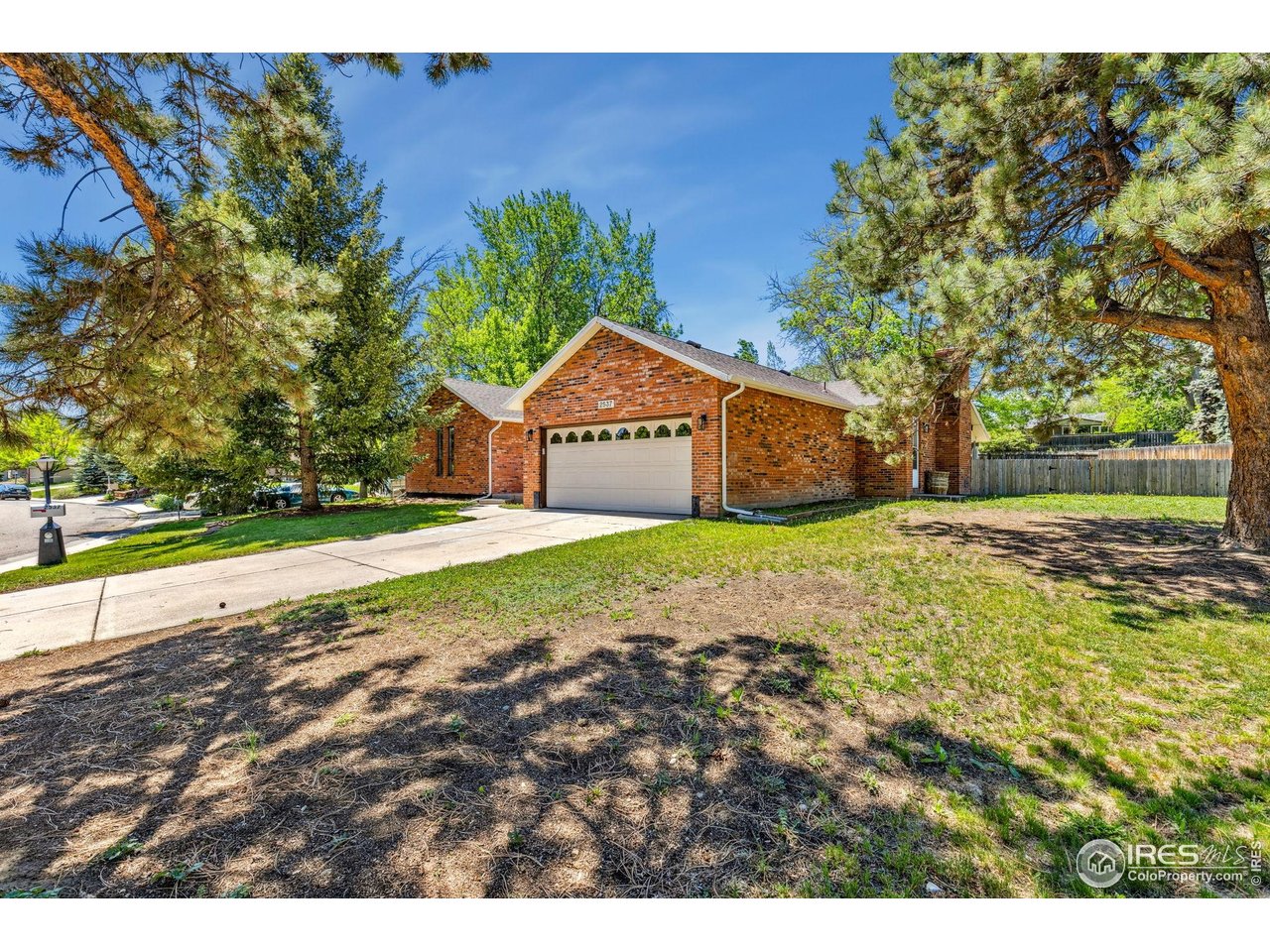 2537 Lanyon Dr Longmont