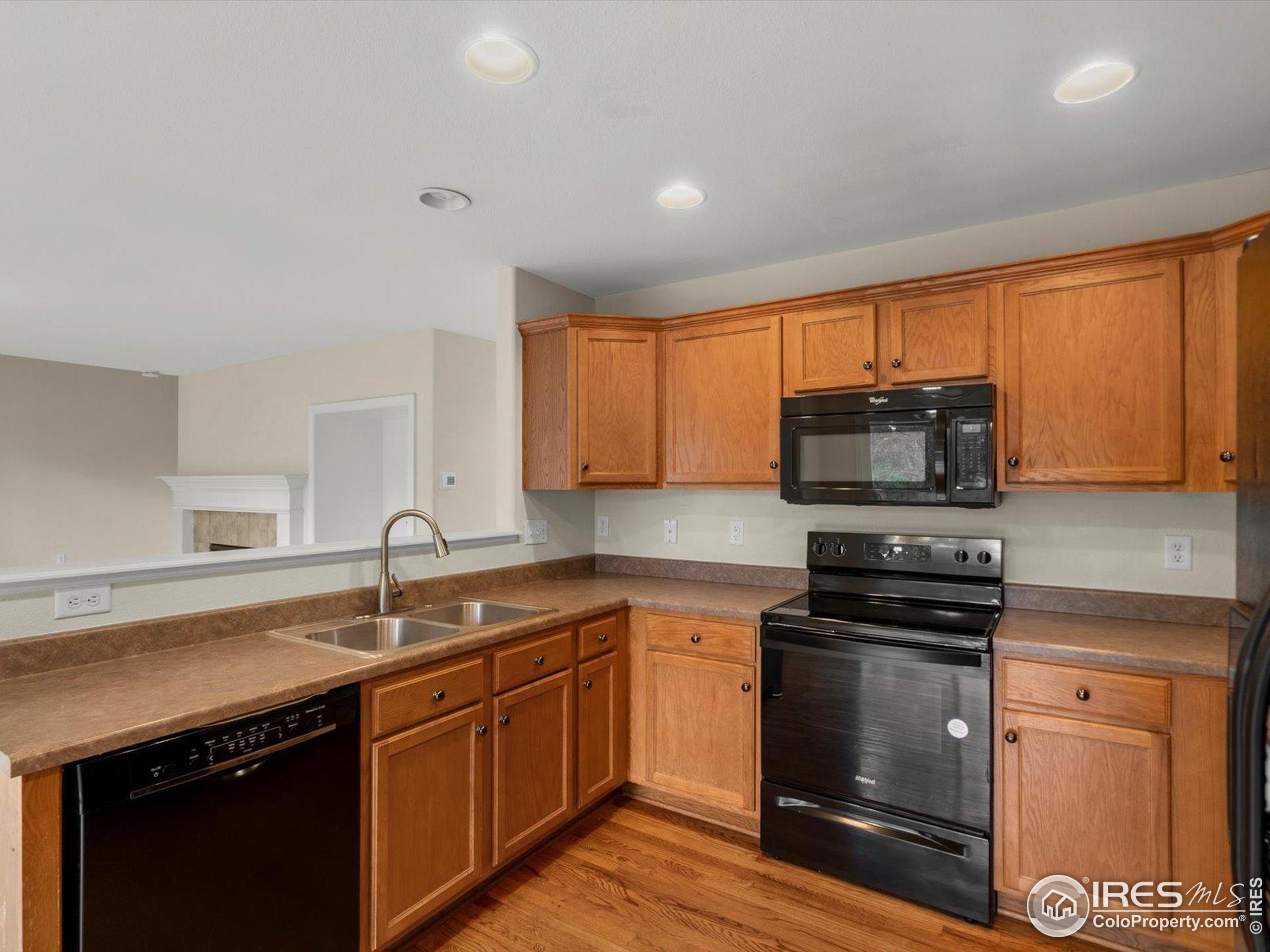 1503 Prairie Hawk Dr