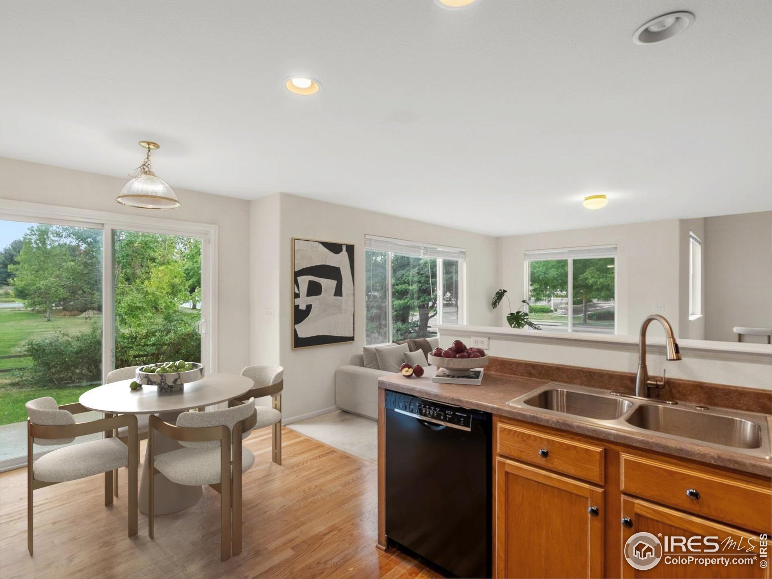 1503 Prairie Hawk Dr