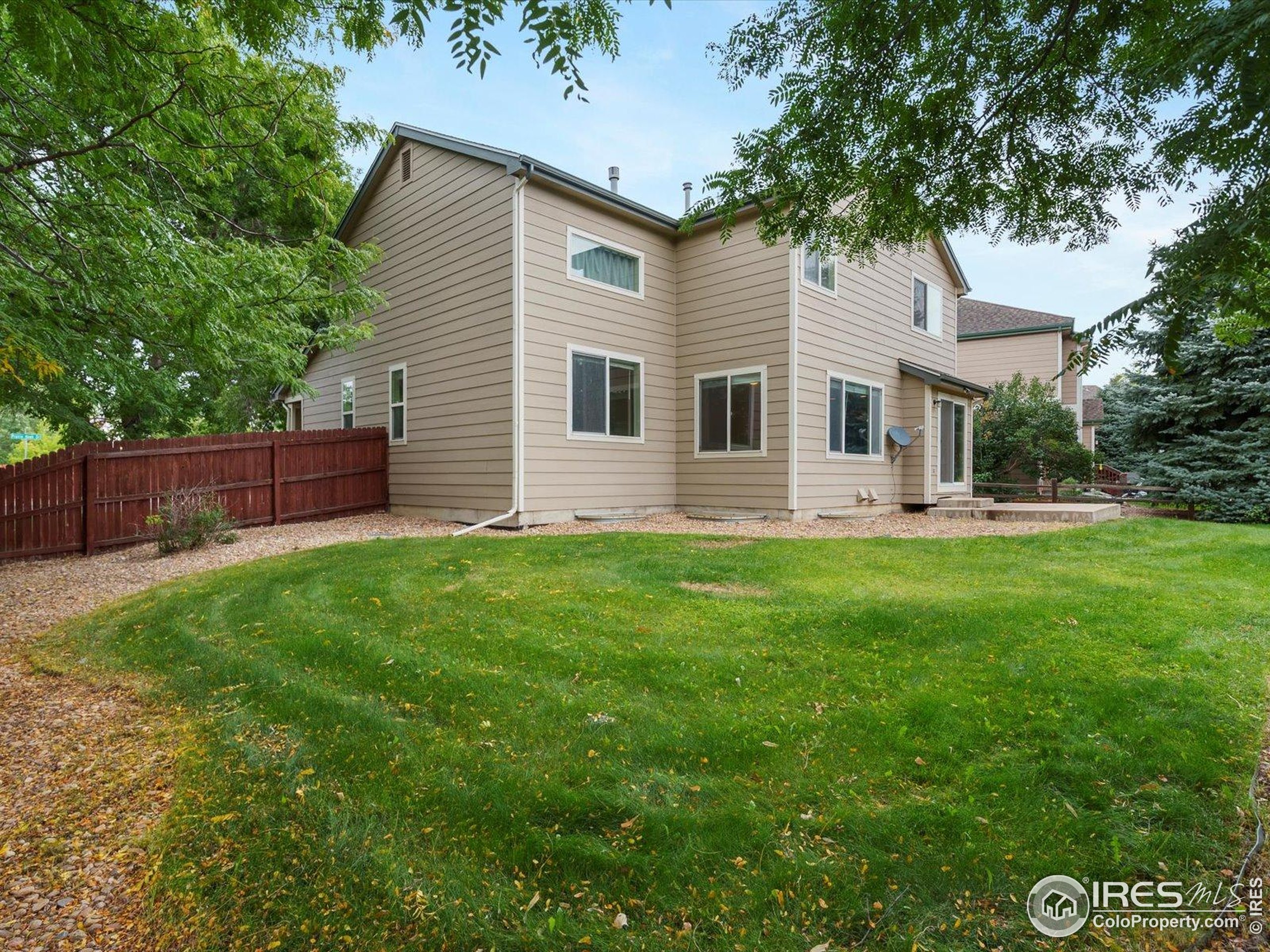 1503 Prairie Hawk Dr