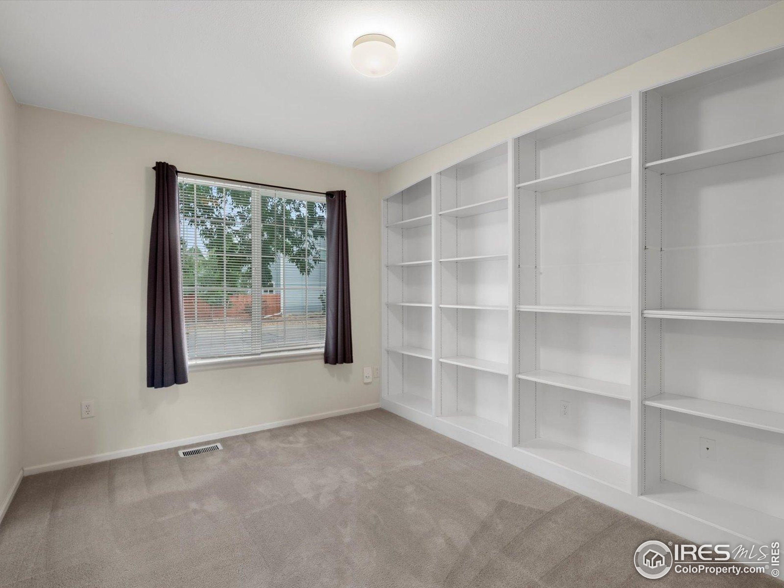 1503 Prairie Hawk Dr