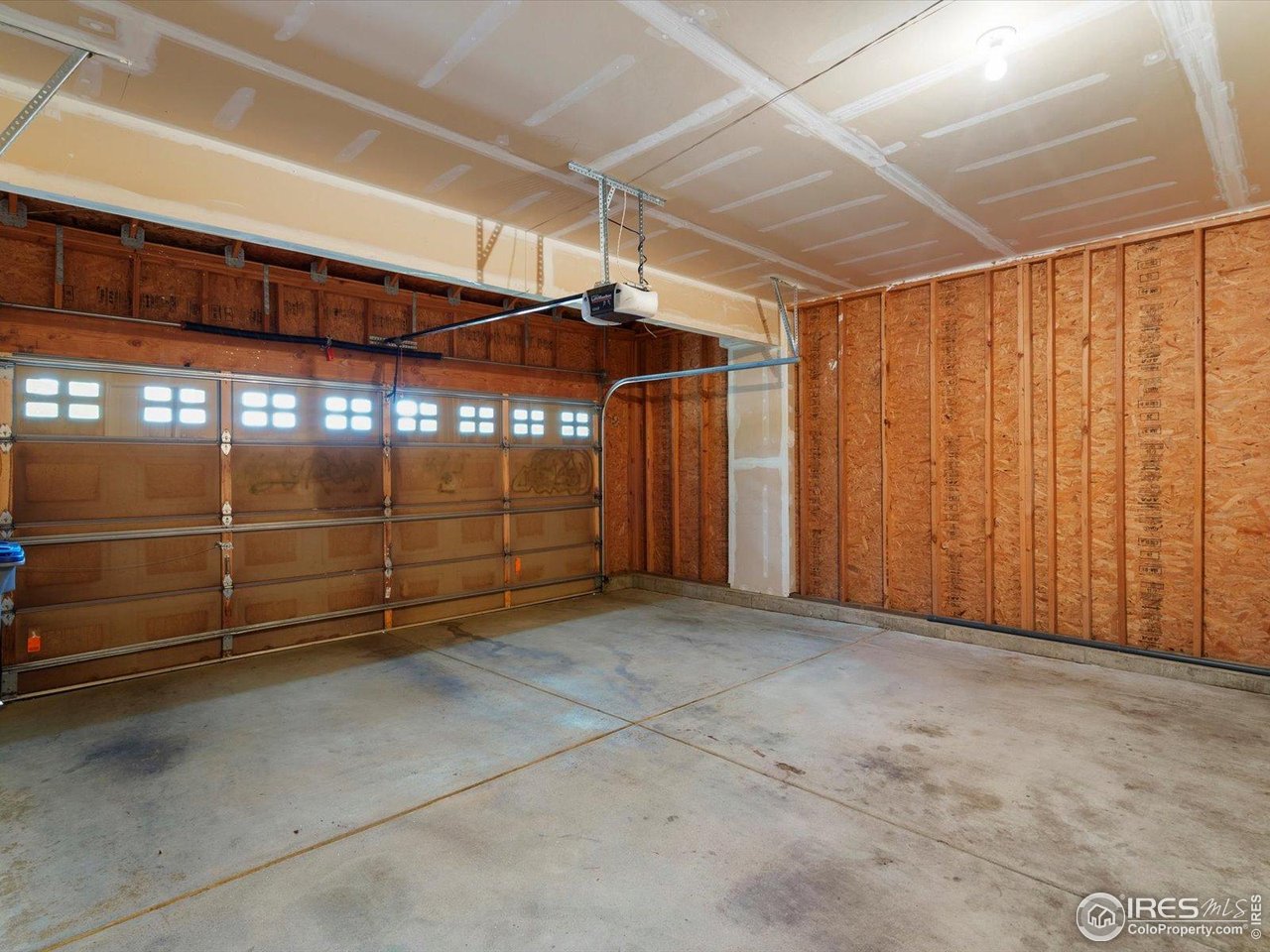 1503 Prairie Hawk Dr