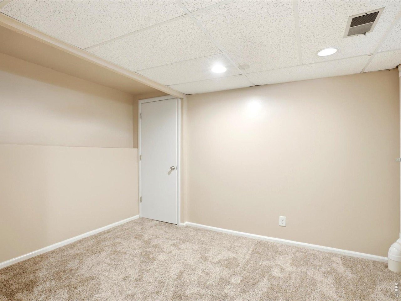 3214 W 135th Ave