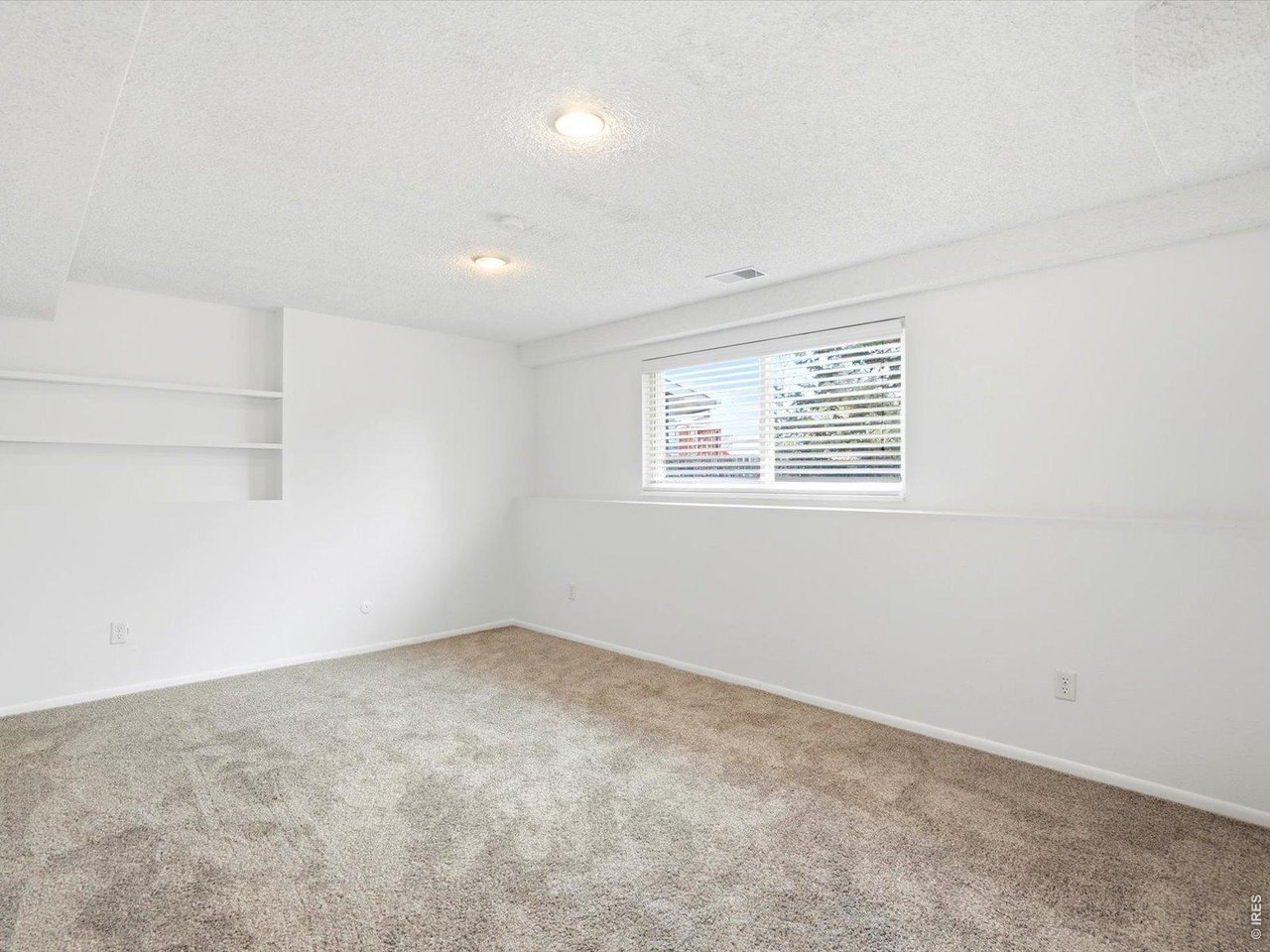 3214 W 135th Ave