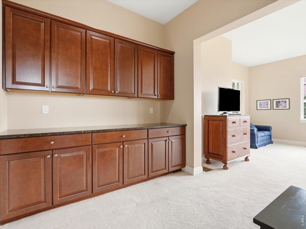 15900 W 83rd Pl