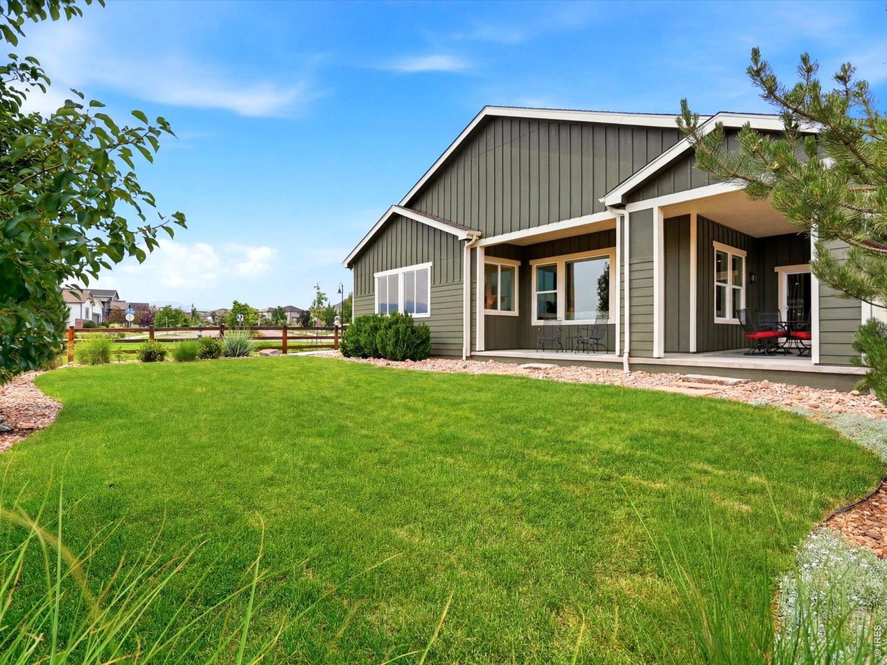 15900 W 83rd Pl
