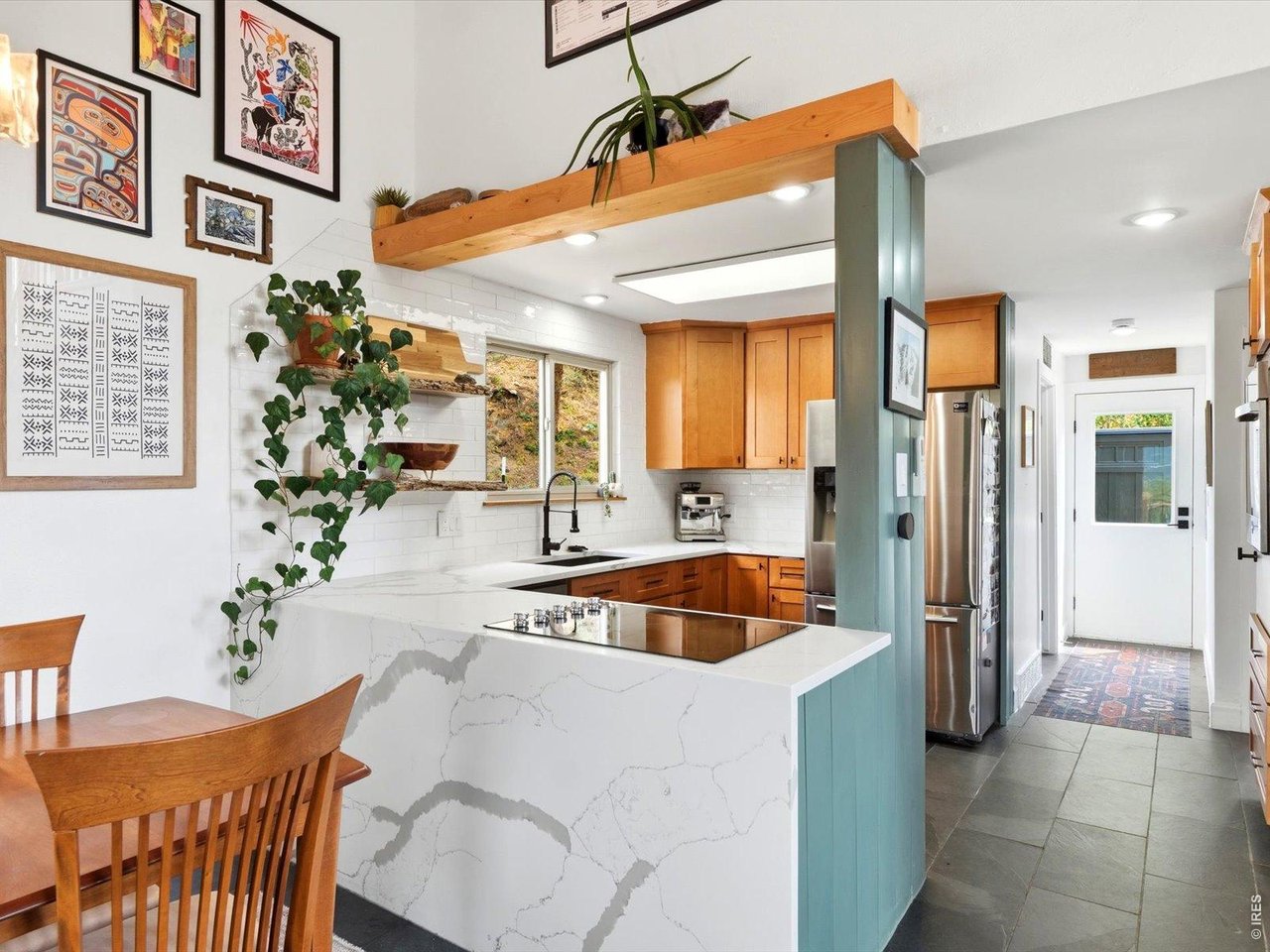 230 Alpine Dr