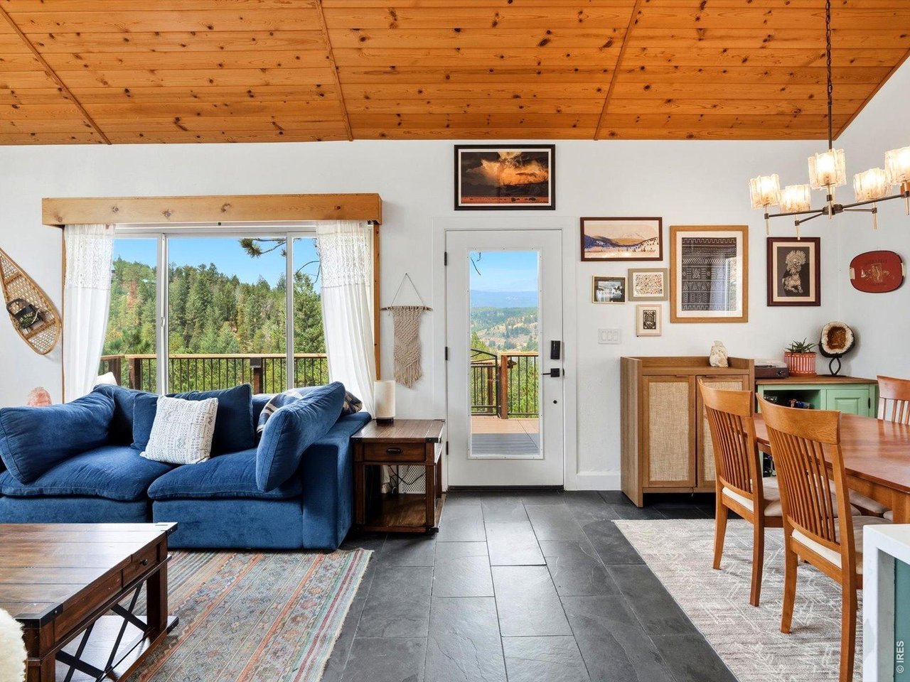 230 Alpine Dr