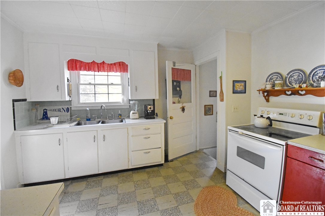 34 Beckman Avenue