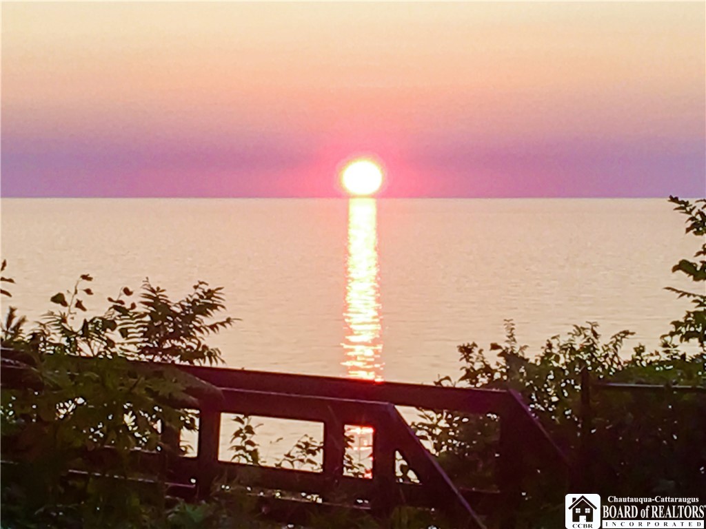 807 Edgewater Drive 807