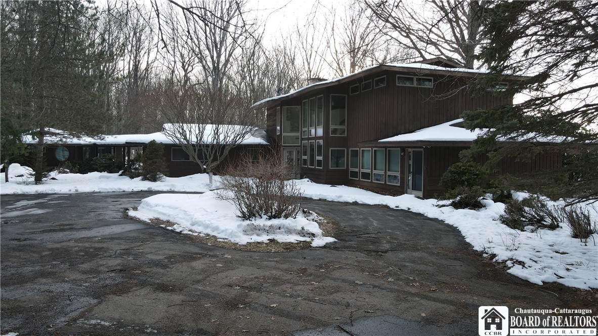 6963 Finley Road
