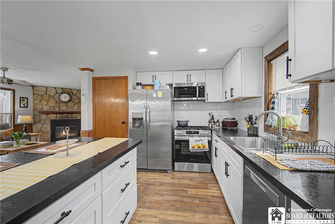 140 Lakeview Avenue