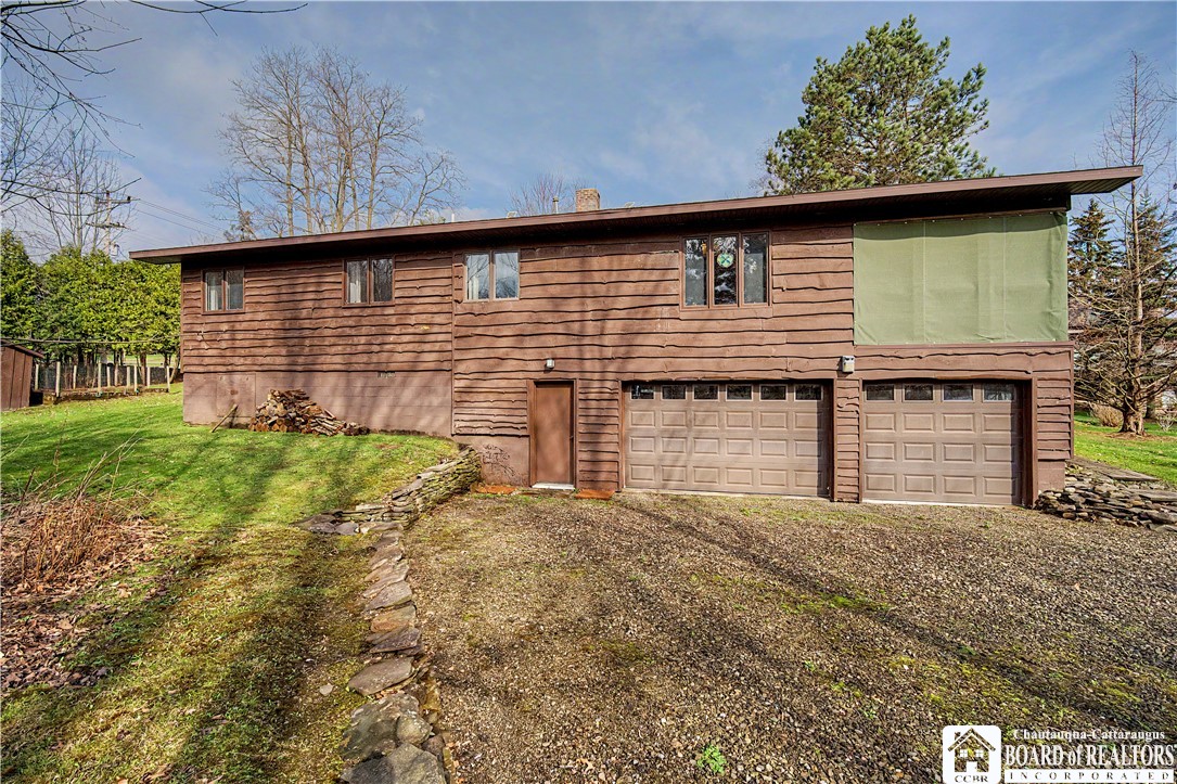 4524 West Lake Road