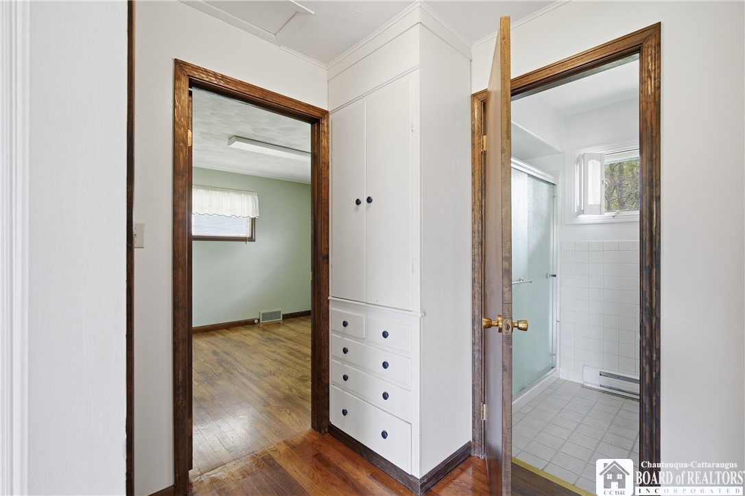 27 Crandall Street