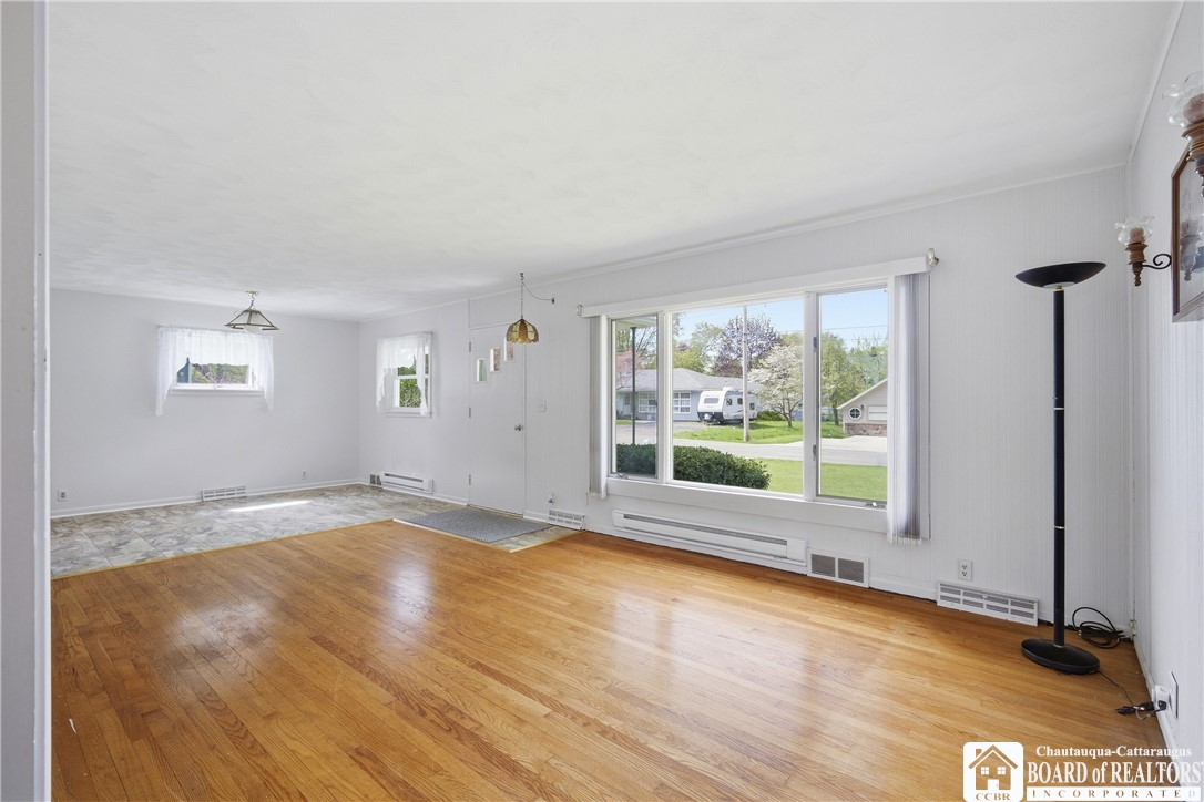 27 Crandall Street