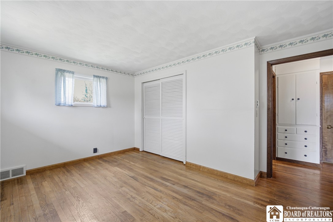 27 Crandall Street