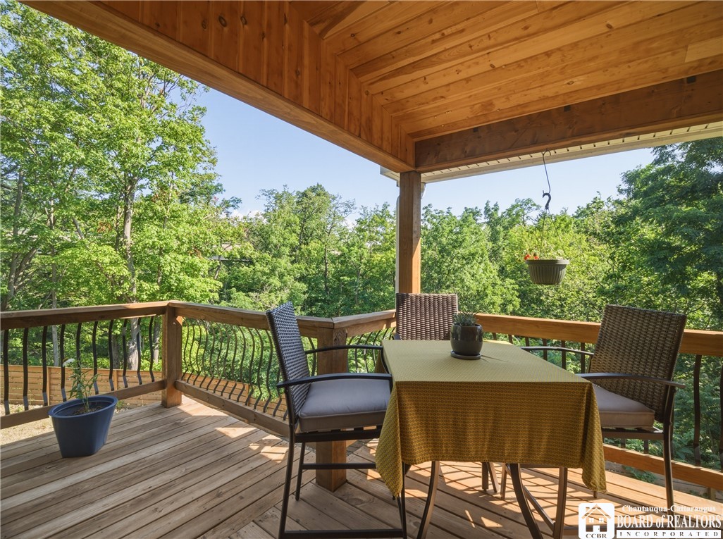 10 North Water Street