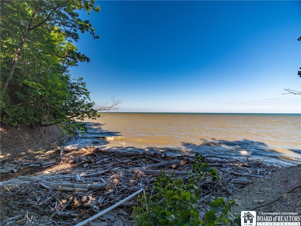 60 Shore Drive