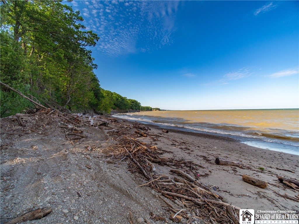 26 Shore Drive
