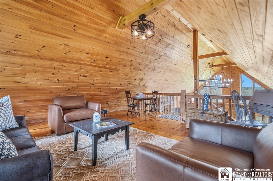 5104 West Lake Road