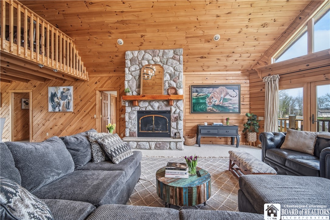 5104 West Lake Road