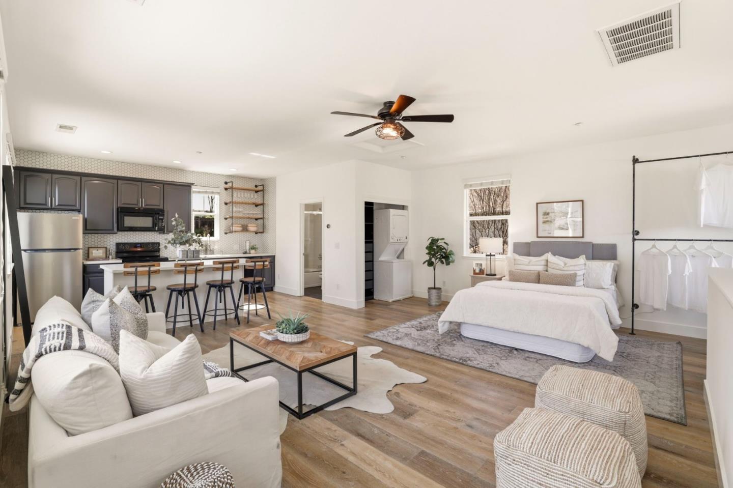 211 Woodland Court