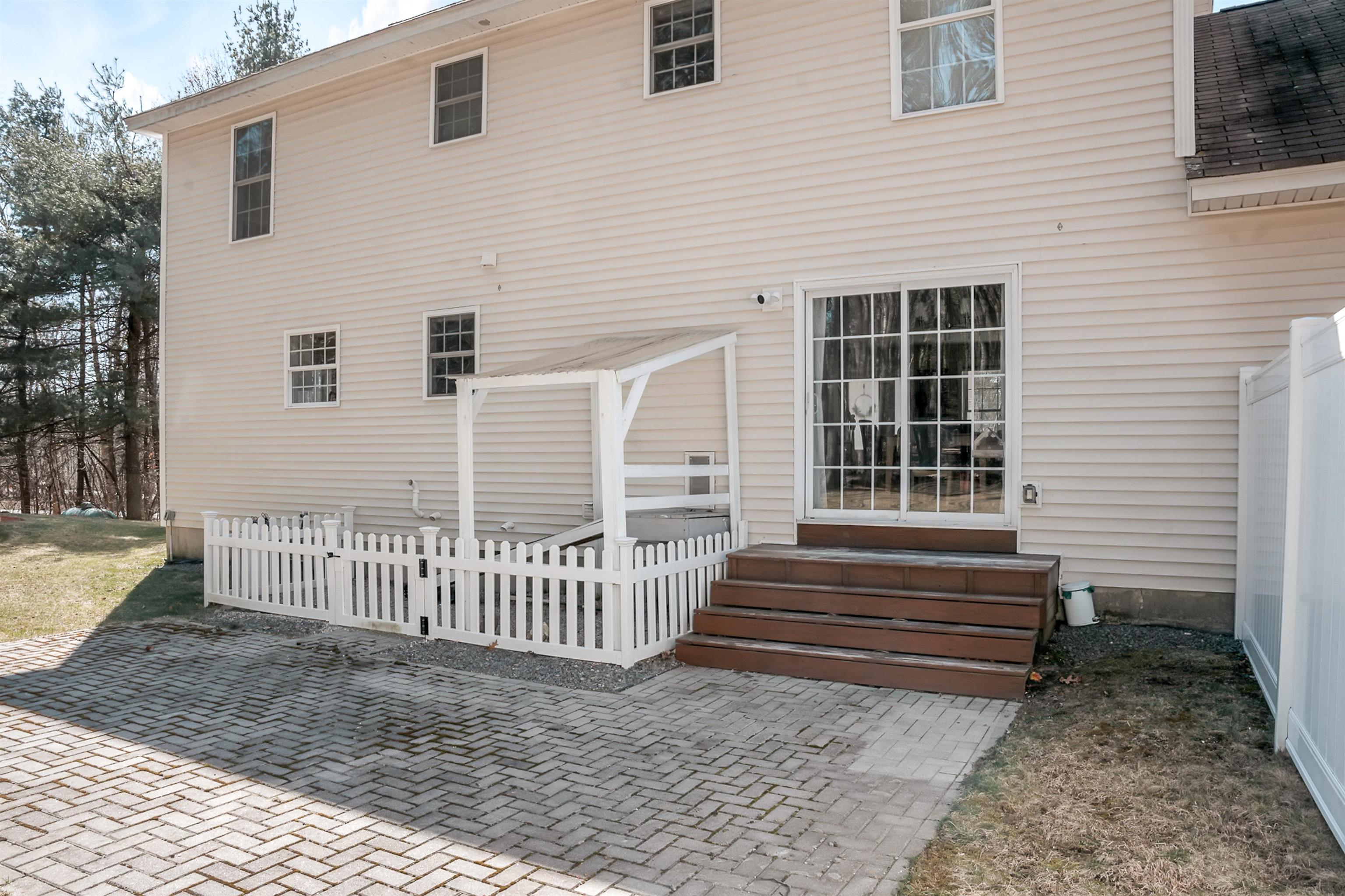 122 High Range Road Unit: B