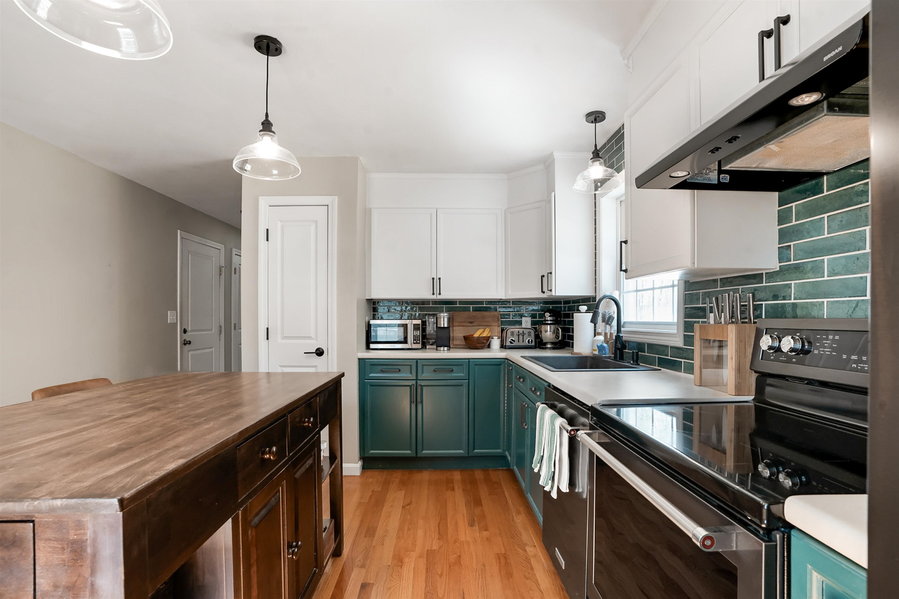 122 High Range Road Unit: B