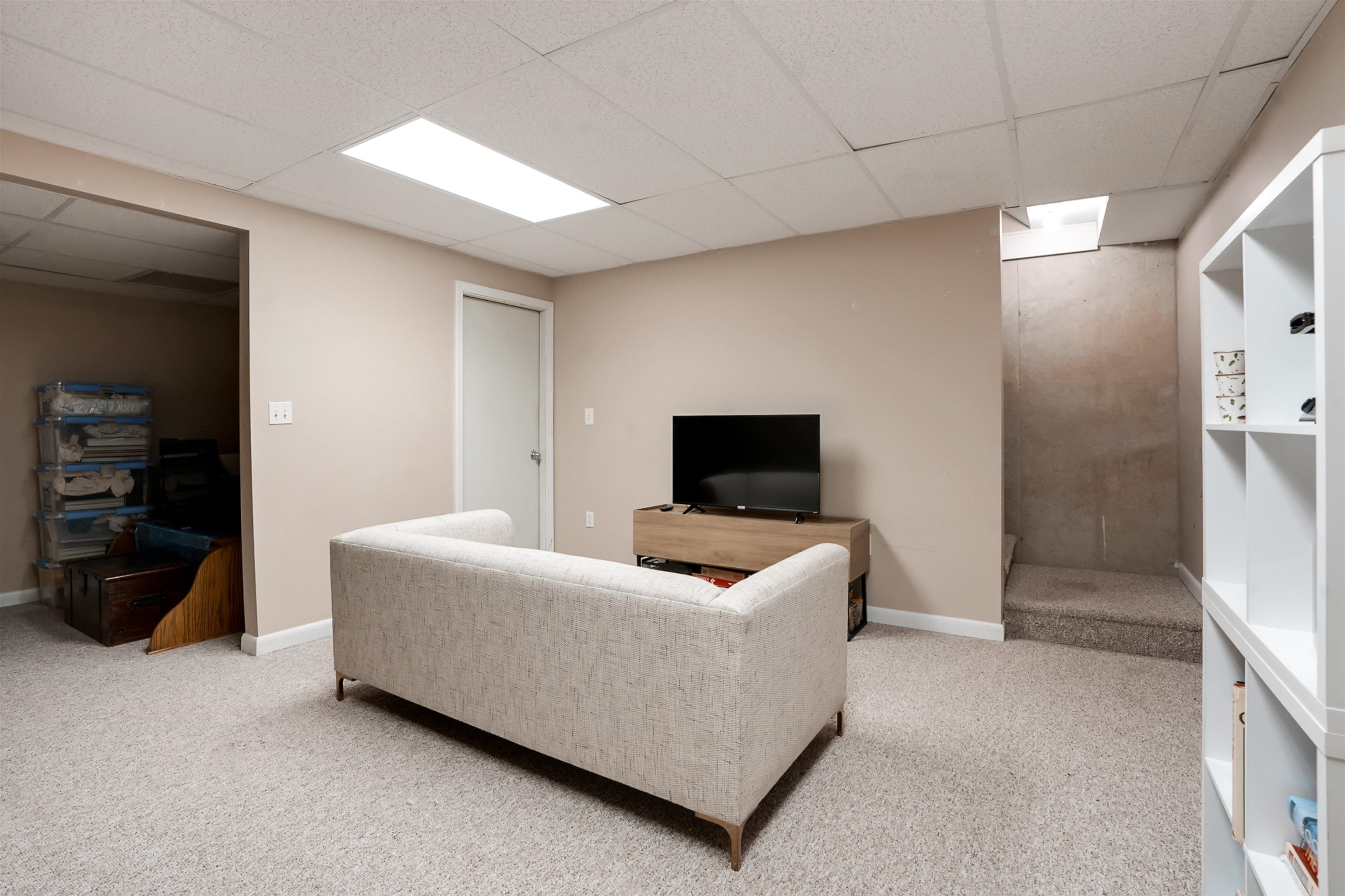 122 High Range Road Unit: B