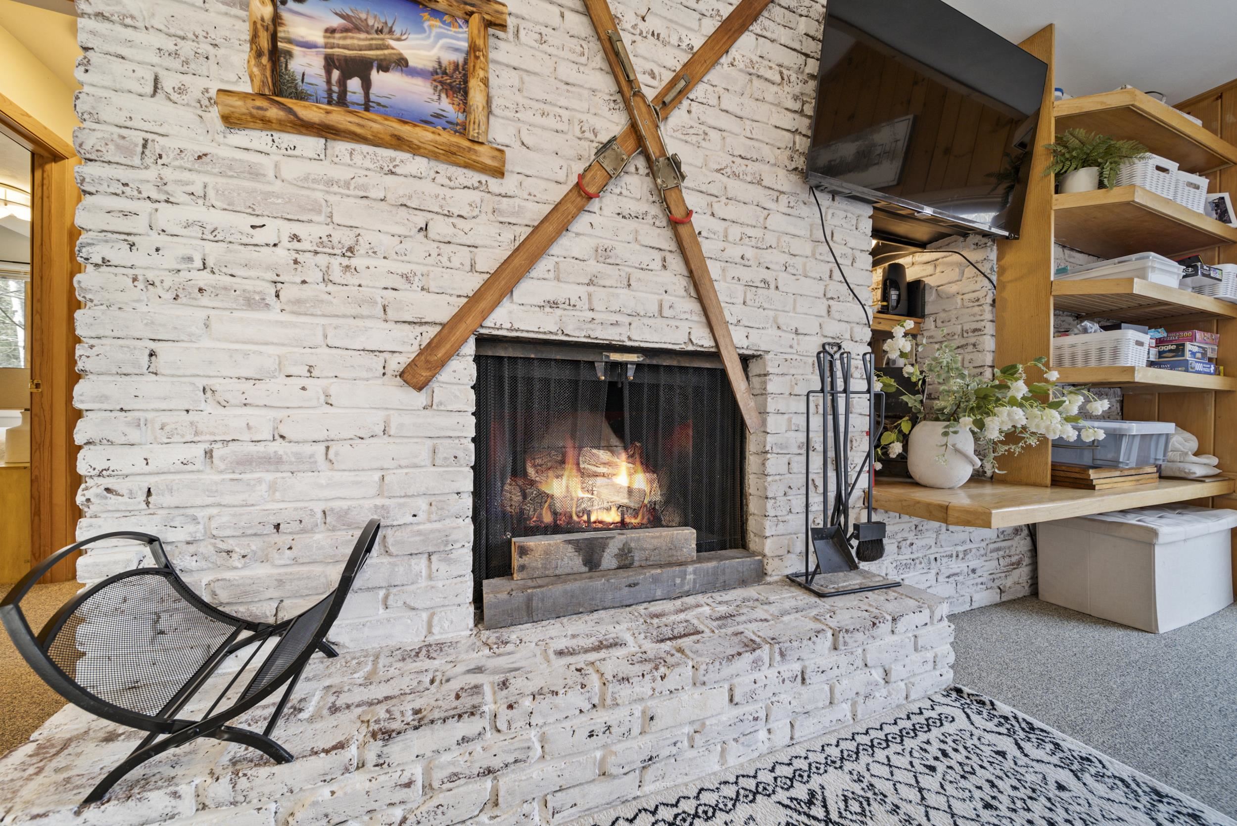 15 Goose Hollow Road