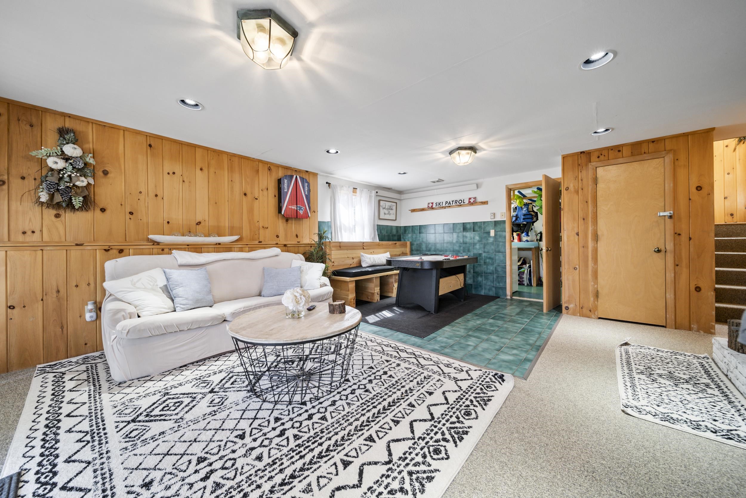 15 Goose Hollow Road