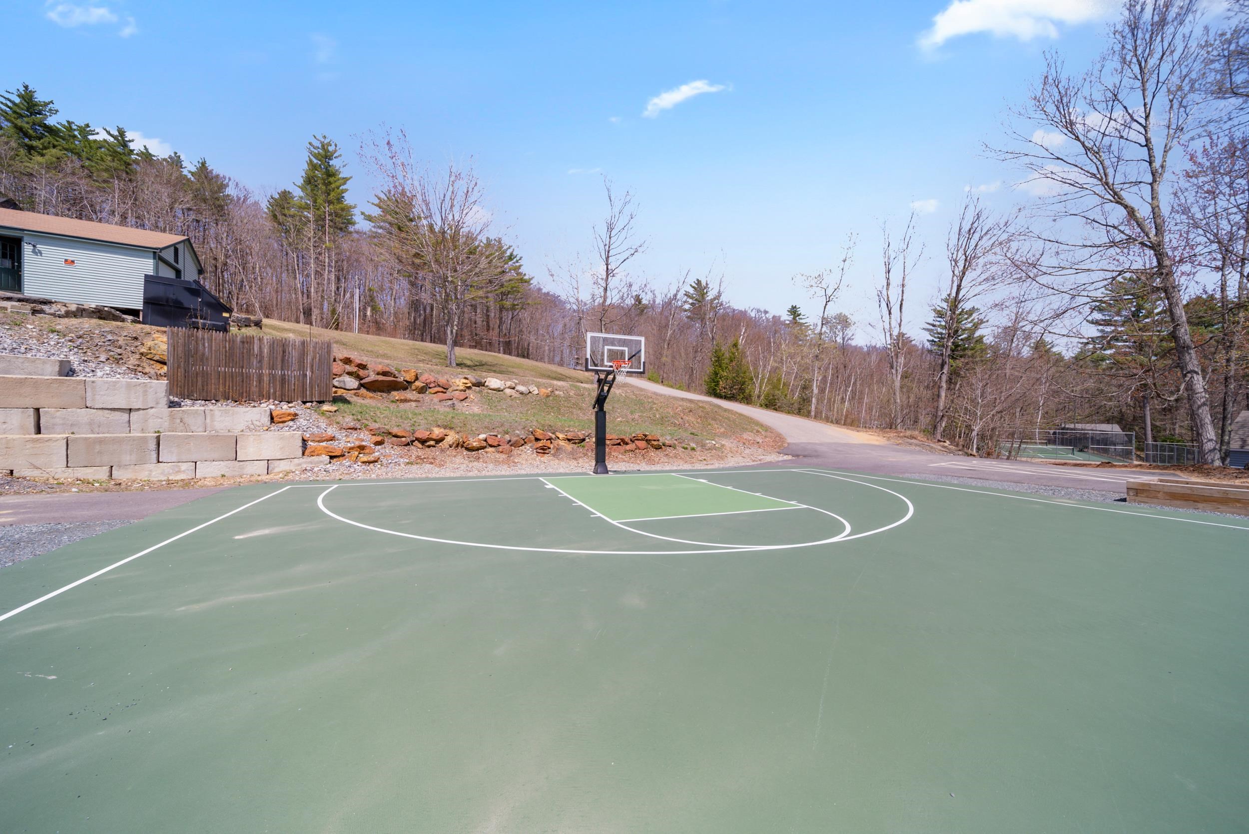 15 Goose Hollow Road