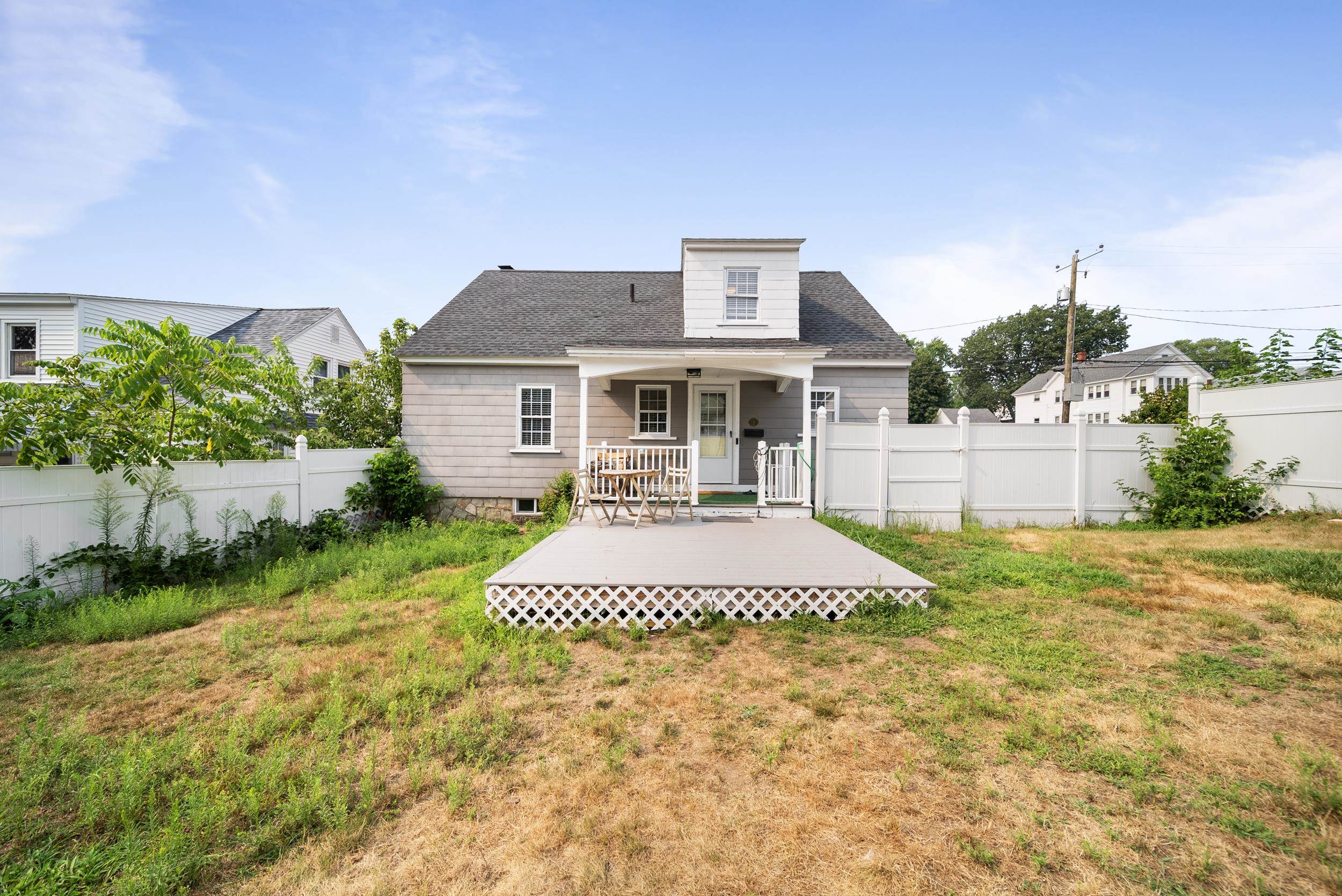 613 Lake Avenue