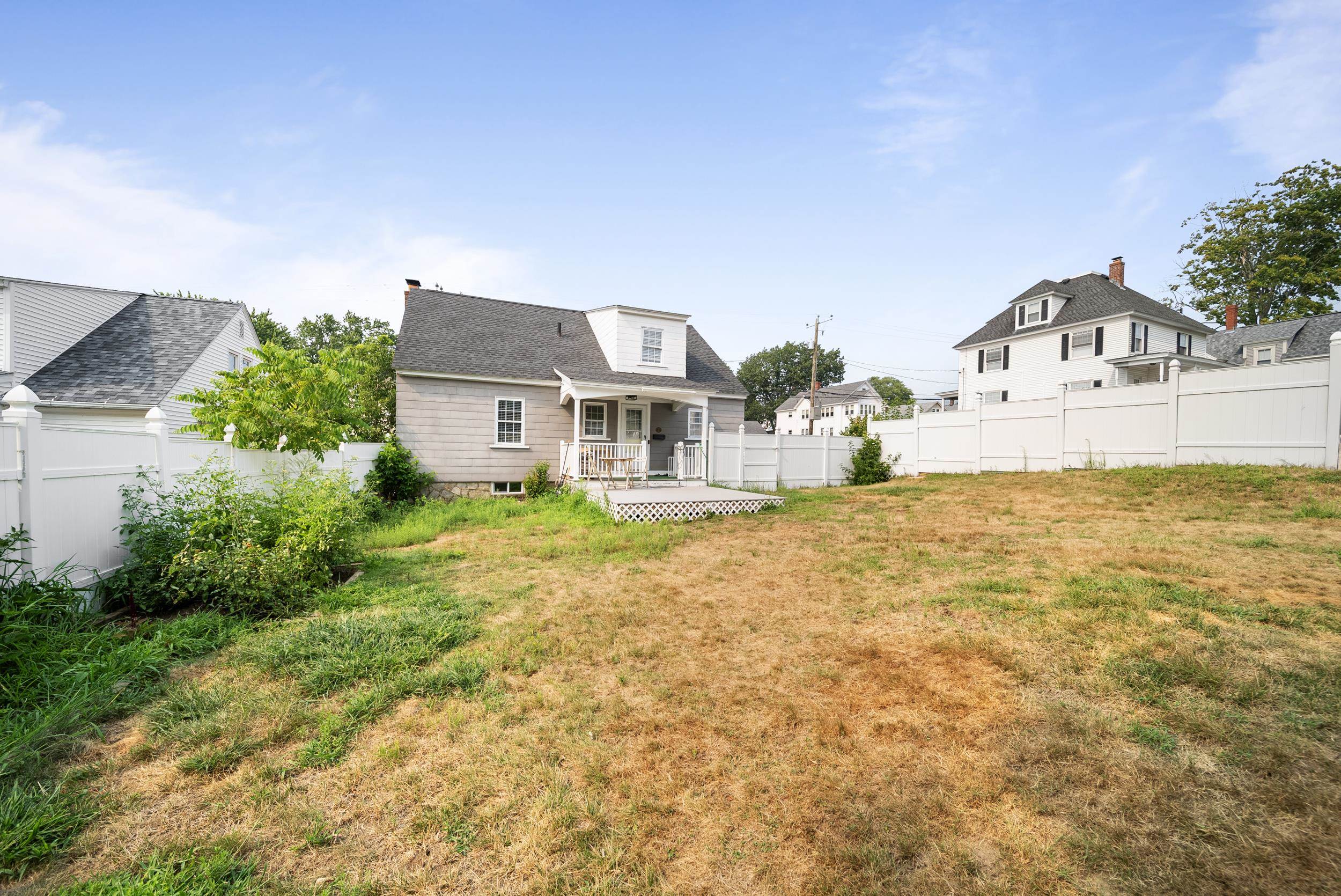 613 Lake Avenue