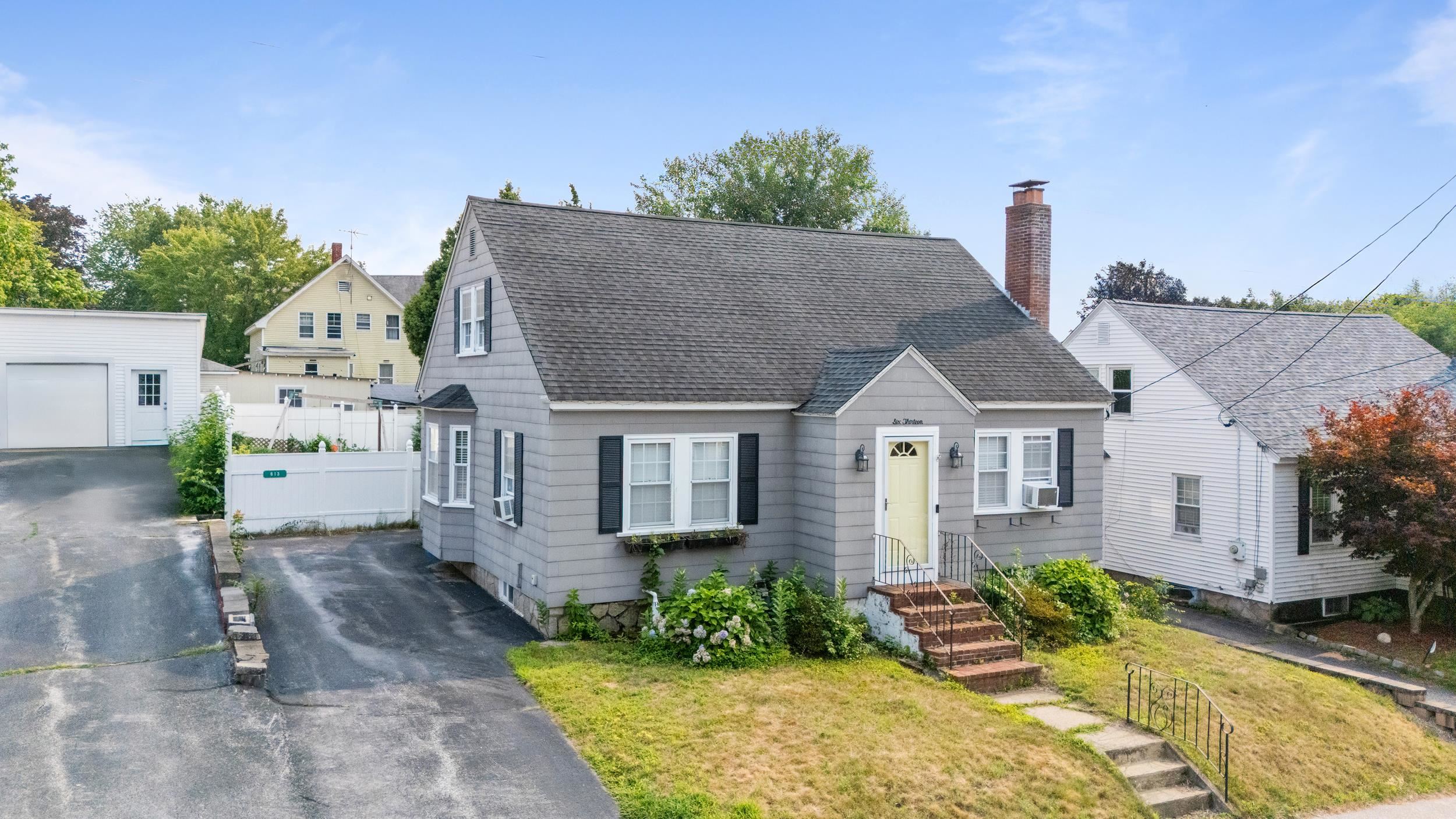 613 Lake Avenue
