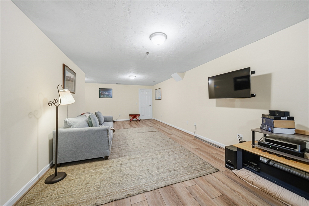 21 Denworth Bell Circle # 21