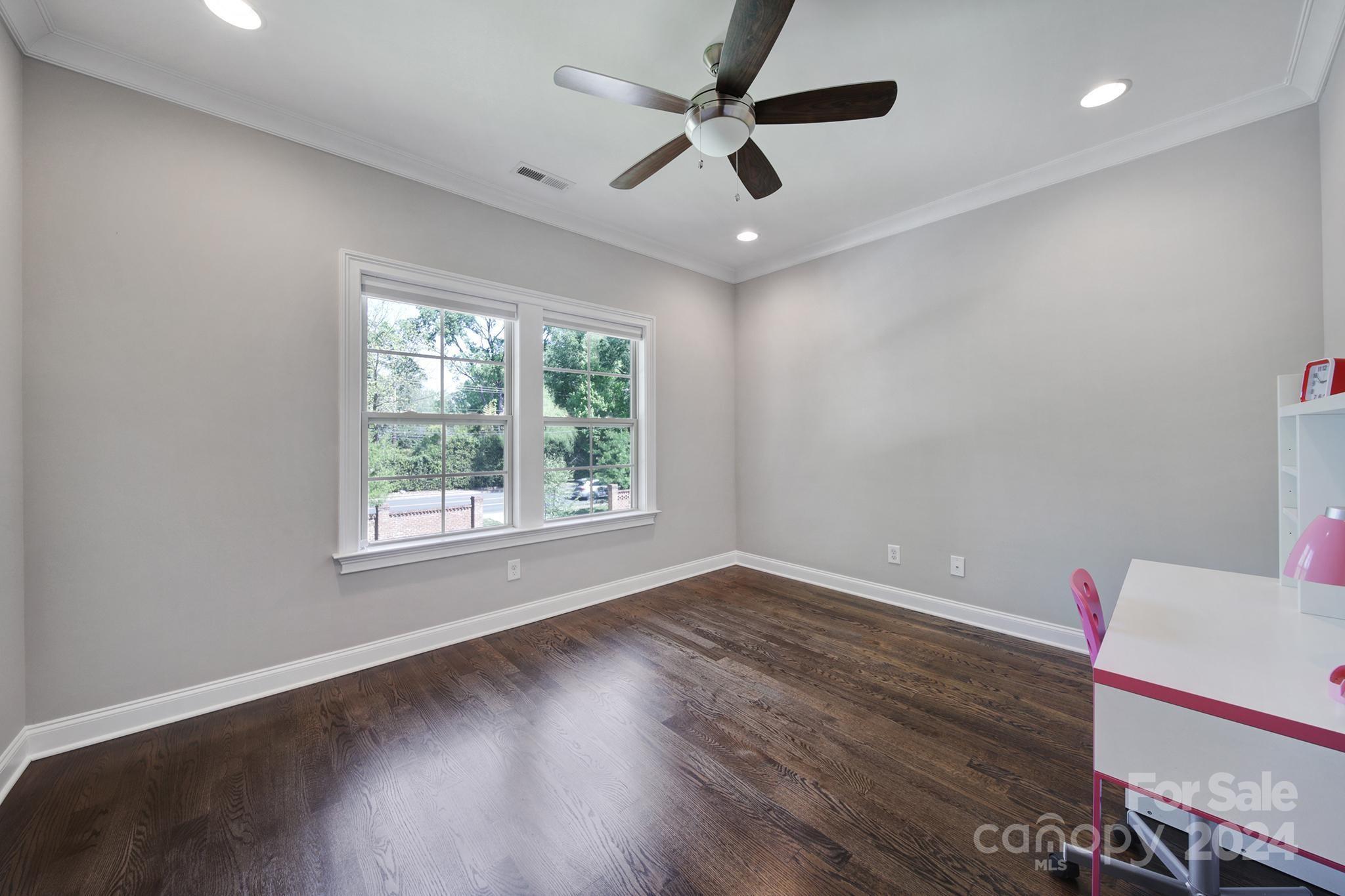 406 N Sharon Amity Rd