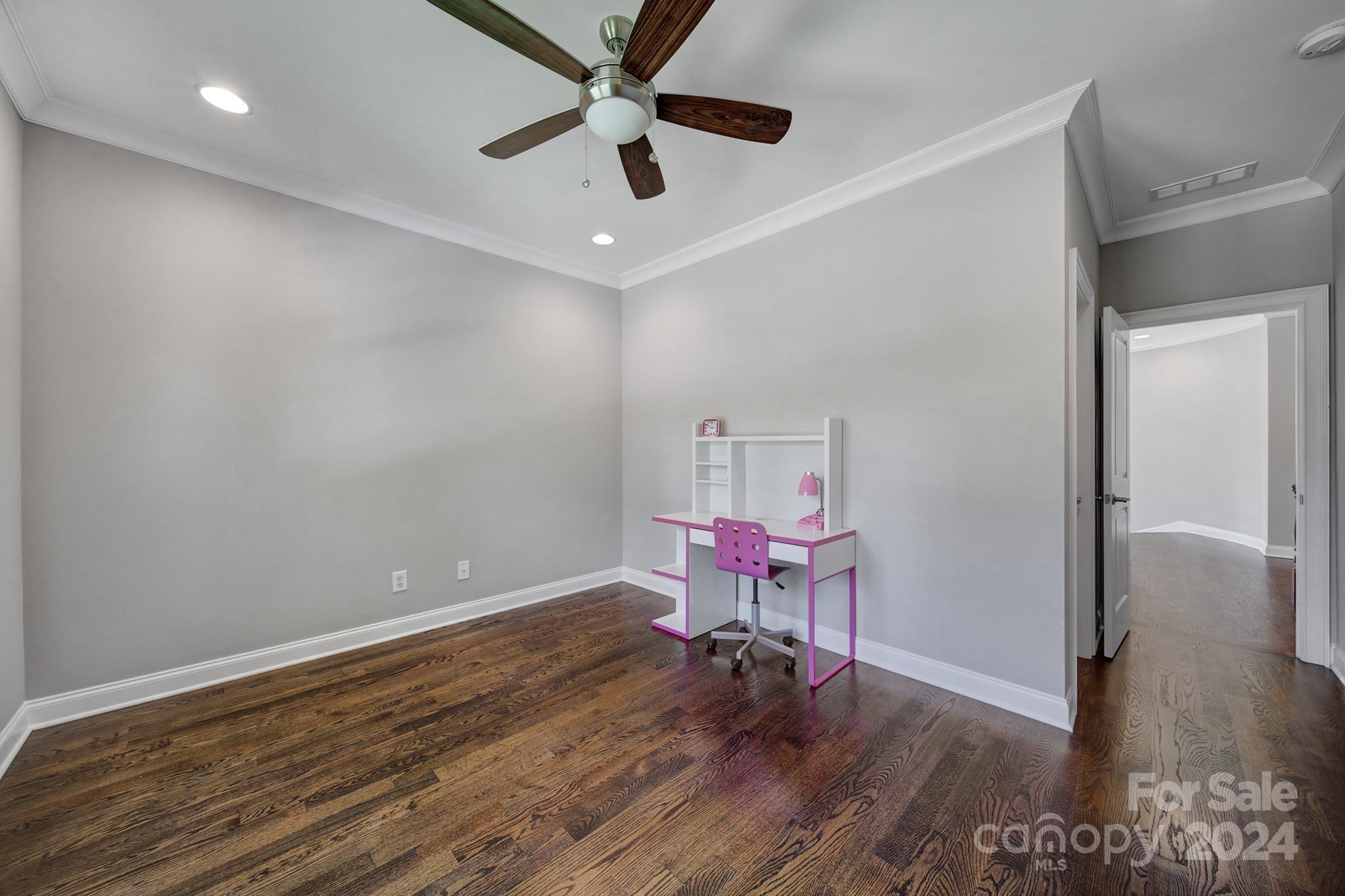 406 N Sharon Amity Rd